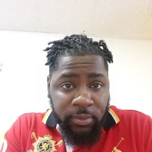 Meet your Posher, Max